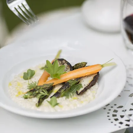 塔轮卡诺酒店 3*